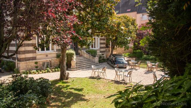 Le Grand Monarque, Hôtel Restaurant à Chartres